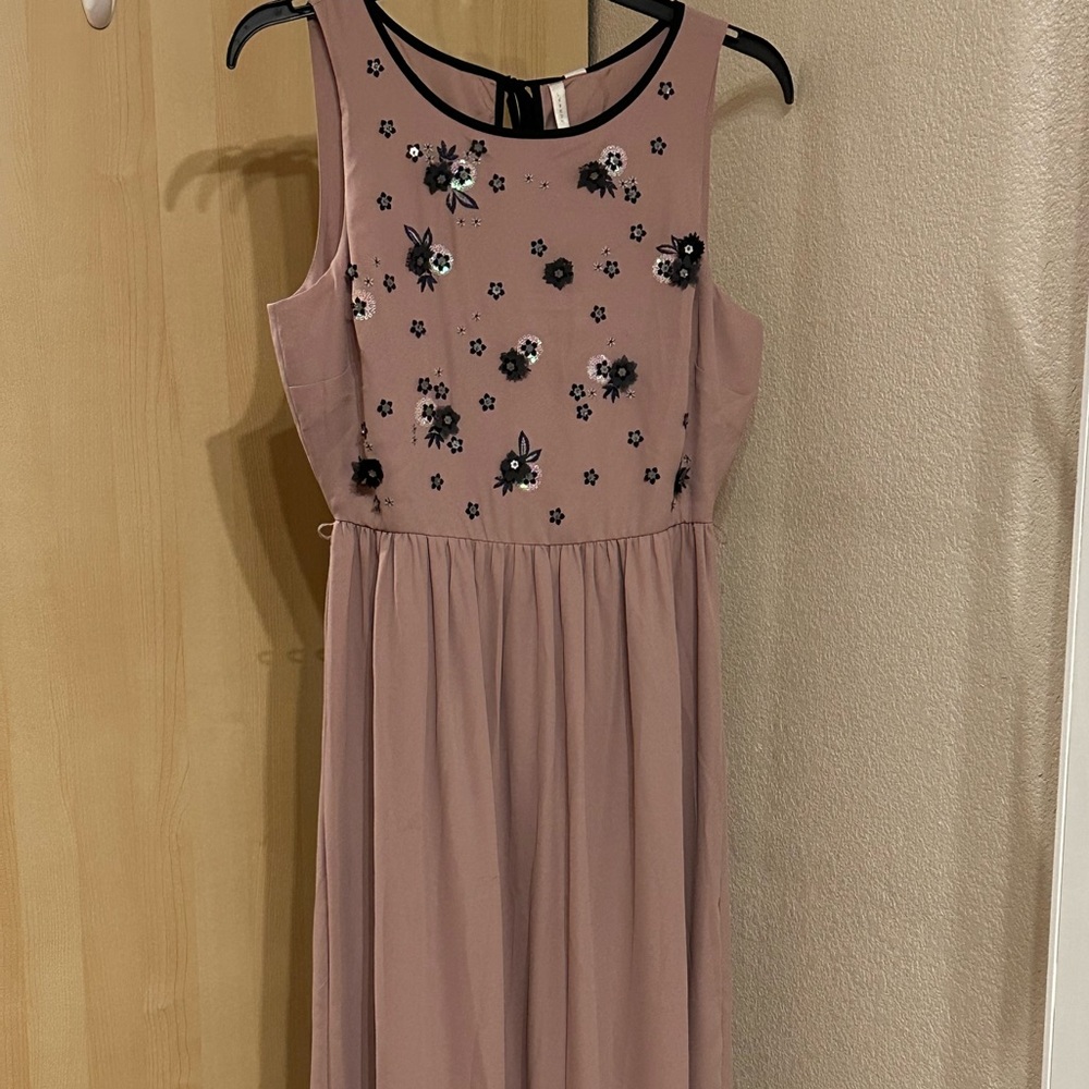Lauren Conrad Lavender Sleeveless maxi peasant runway Dress